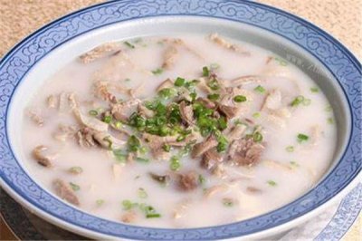 ​羊肉汤熬出来发黑是什么原因 羊肉汤怎么熬又浓又白
