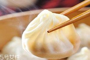 小笼包怎么做才有汁 汤汁丰富的小笼包秘诀 小笼包怎么做才有汁 汤汁丰富的小笼包秘诀