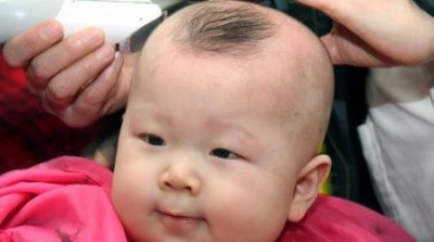 ​一周半女宝宝头型(一岁半女宝宝的发型)