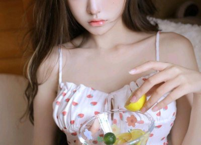 ​女生脚太大，嫌弃自己脚太大买不到女生尺码的鞋子