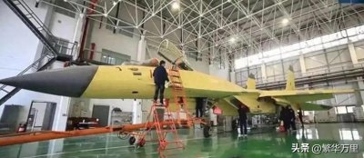 ​歼11D战机，四代半精锐，全面超越苏35，到底有多强悍？