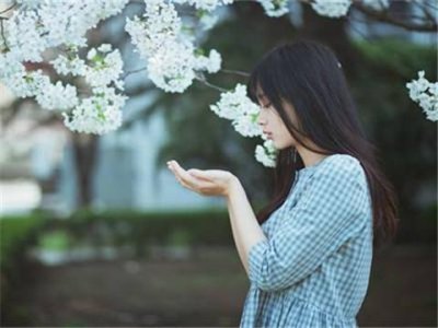 ​跟女朋友吵架后怎么处关系
