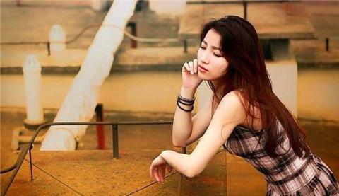 如何和女生聊天不尬聊 和女生聊天技巧