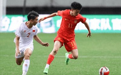 ​2-0韩国队！国青夺冠，创3大盛况，申花小将MVP，王钰栋5场造6球