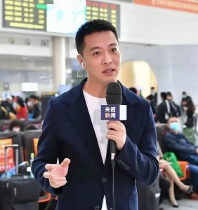 ​前央视主持顾国宁逝世，其父母前几年才离世，私下“文武双全”