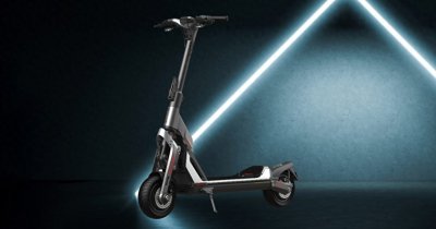 ​3.9秒提速30公里，segway发布 SuperScooter GT系列