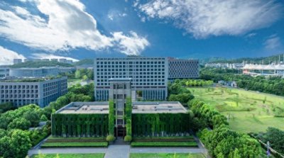 ​2025年高考可以放心冲的4所二本大学，考上就是铁饭碗，毕业不愁