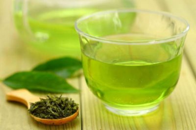 ​绿茶的好处和坏处 绿茶的冲泡方法和步骤