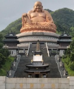 ​弥勒佛道场在什么地方,浙江弥勒佛道场在哪里