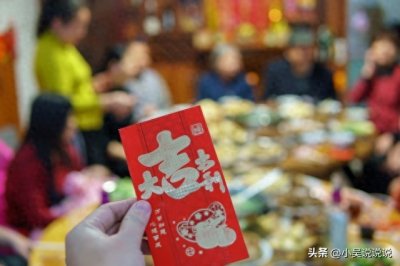 跟随初四狂欢潮流，拜年、抓春、摔春，领略中国乡土文化之美！