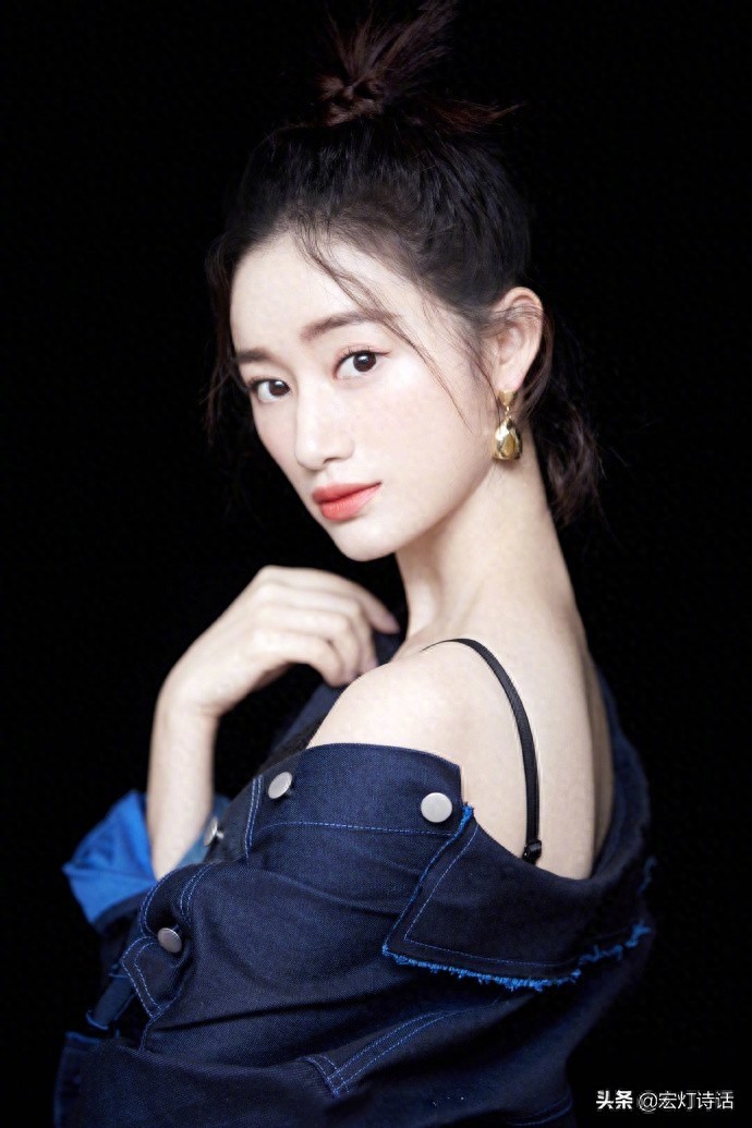 郭晓婷,上海人,新生代,凭借宫廷剧《步步惊心》获得关注