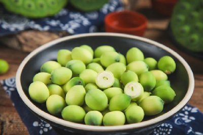 ​新鲜莲子减肥期间可以吃吗 新鲜莲子适合怎么吃