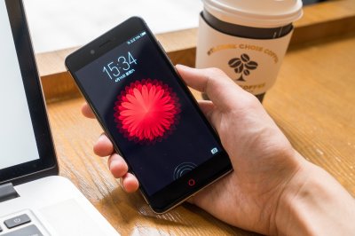 ​为“小屏机”重新正名：nubia Z11 mini 体验评测