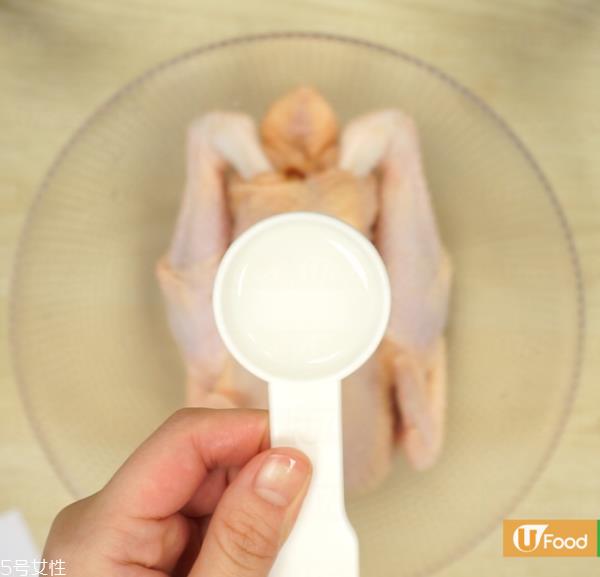 豉油鸡的做法电饭锅 3步电饭煲轻松搞定