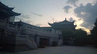 ​与佛有缘的4个特征，看看你有吗？