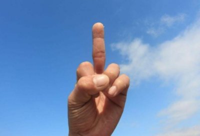 ​鄙视的意思表示什么？鄙视的意思是骂人吗？