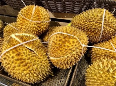 ​泰国榴莲竟成＂毒水果＂？中国吃货用钱包投票：这次绝不原谅！