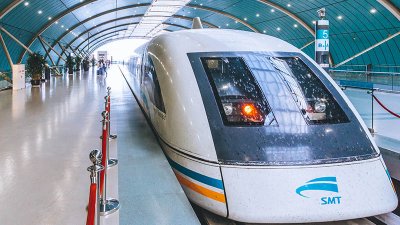 ​高铁餐车在几号车厢