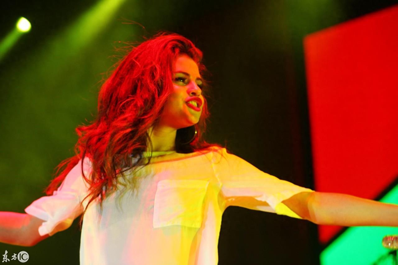 美国新生代女演员歌手赛琳娜·戈麦斯（Selena Gomez）