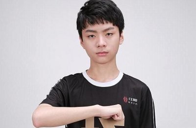 ​英雄联盟：职业选手ID中文翻译，走A怪眼高手低，Icon秀身世