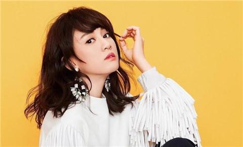 微信怎么和陌生女生聊天，与陌生女生的微信聊天技巧