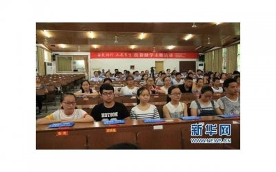 ​心理学：男人“假装爱你”，会有3种虚伪的表现
