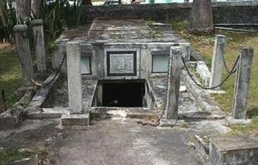 黄河透明棺材事件图（黄河清淤泥挖出诡异透明棺材）(5)