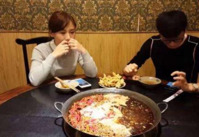 密子君饲养员分手，饲养员微博8字看哭网友：密子君还能吃得起吗