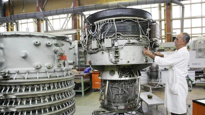 马达西奇收购再成疑，美使出三板斧，俄暗中搅局，中国如何逆袭？