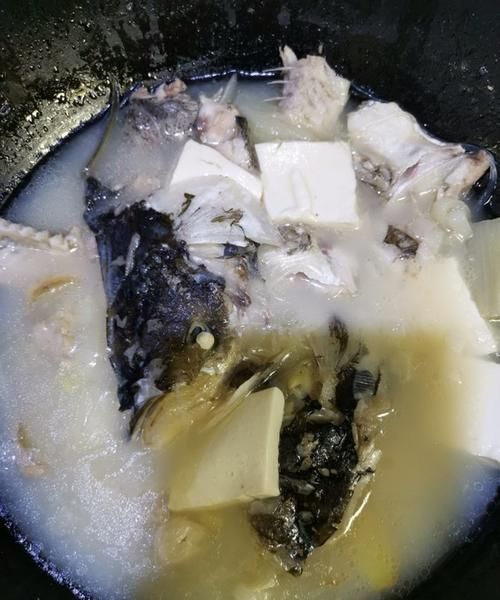 咸水鱼头豆腐汤的正宗做法
