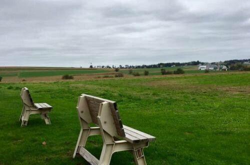 脚尖上的世界, 生活在最发达国家的“古代人”!