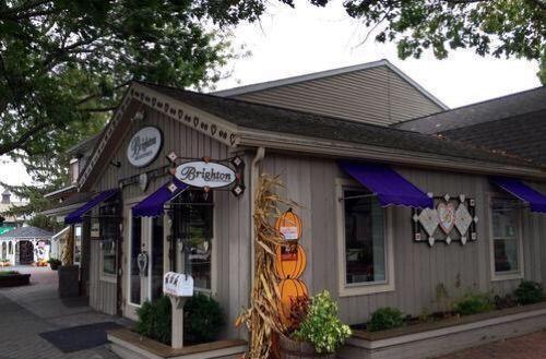 脚尖上的世界, 生活在最发达国家的“古代人”!