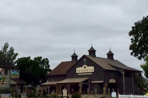 脚尖上的世界, 生活在最发达国家的“古代人”!