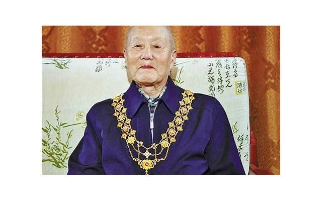 双鱼座占星解读：爱自己，也要爱别人