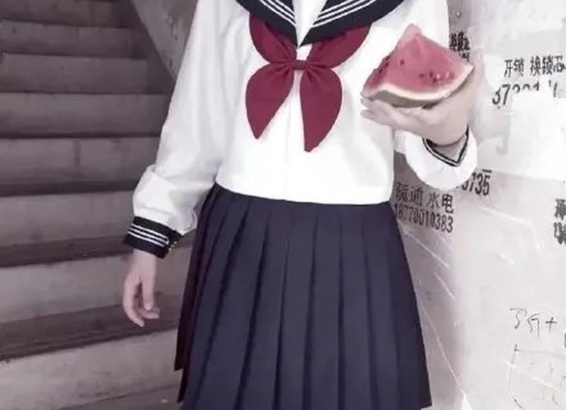 男友给我发家里没人叫大点声干湿你啥意思