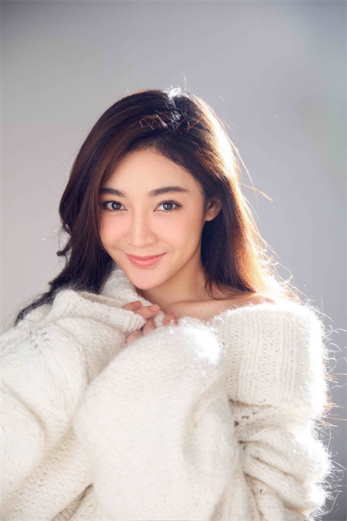 90后小花旦——李眸