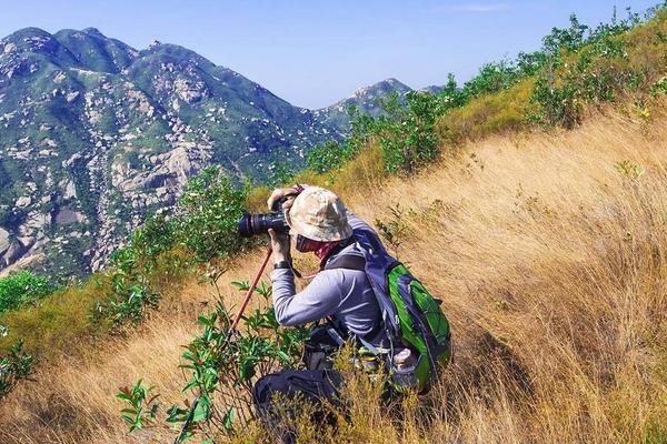爬山会伤膝盖吗 要控制好运动量 爬山会伤膝盖吗 要控制好运动量