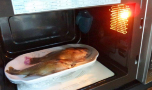 纸可以放进微波炉,卫生纸可以放到微波炉里面加热吗图4