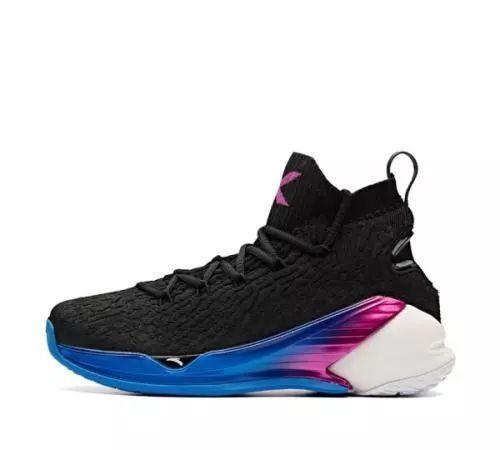 测评丨这双安踏KT4可以“自由呼吸”，但在球场却不能自由自在！