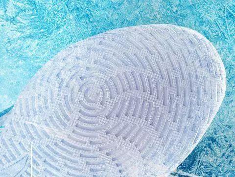 测评丨这双安踏KT4可以“自由呼吸”，但在球场却不能自由自在！