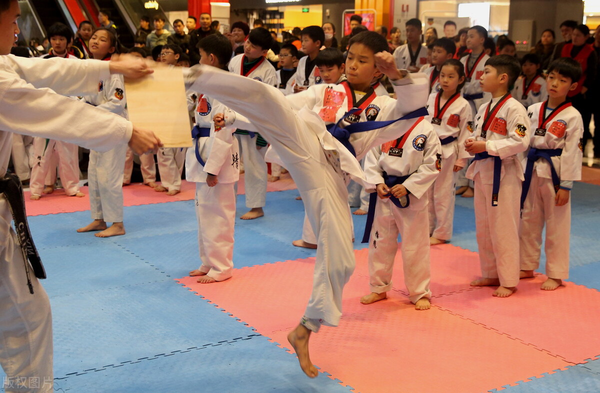 跆拳道腿法有哪些(跆拳道的几个基本腿法介绍)