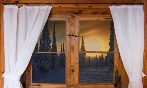 阳台落地大玻璃有点冷怎么办