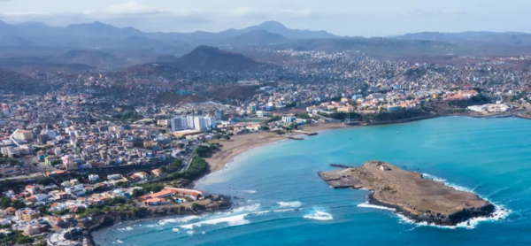 佛得角是哪个国家的,佛得角在中国的哪个方向图3