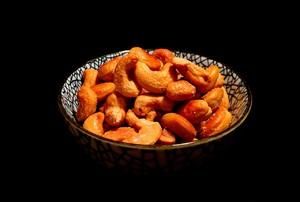 怎么炒腰果不糊,腰果怎么炒才好吃图7