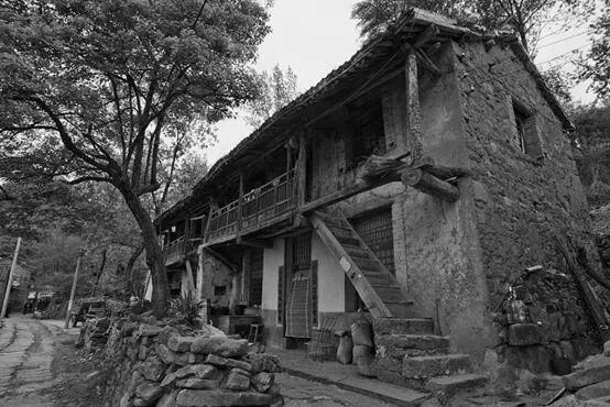 14岁辍学怎么找工作：我14岁辍学了不知道自己想去干什么？