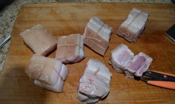 东坡肉的来历和做法,东坡肉的来历图5