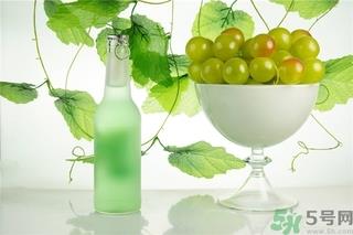 葡萄和苹果可以一起吃吗？葡萄和苹果可以一起榨汁吗？