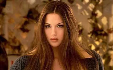 高情商聊天技巧，专攻女人心助你快速脱单