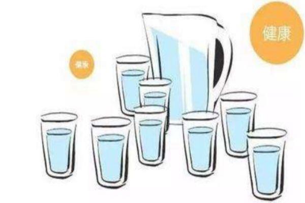 晚上睡觉前为什么要少喝水呢 晚上睡觉前喝水的危害有什么