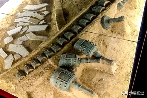 山东济南：章丘洛庄汉墓出土文物3000件，2000年前“地下音乐厅”